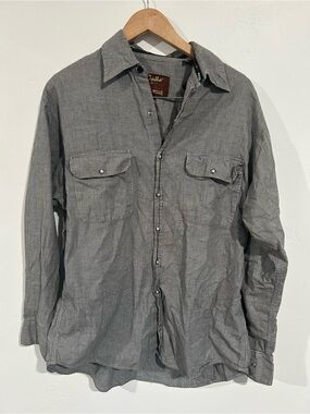 Authentic Ranch Wear Gray Button Up